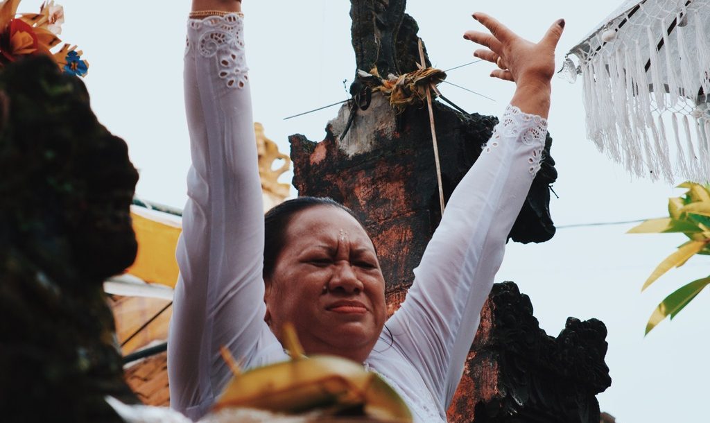 Sound Between Worlds